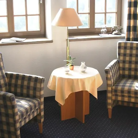 Hotel Schloss-gut-hotel Jossnitz 3*